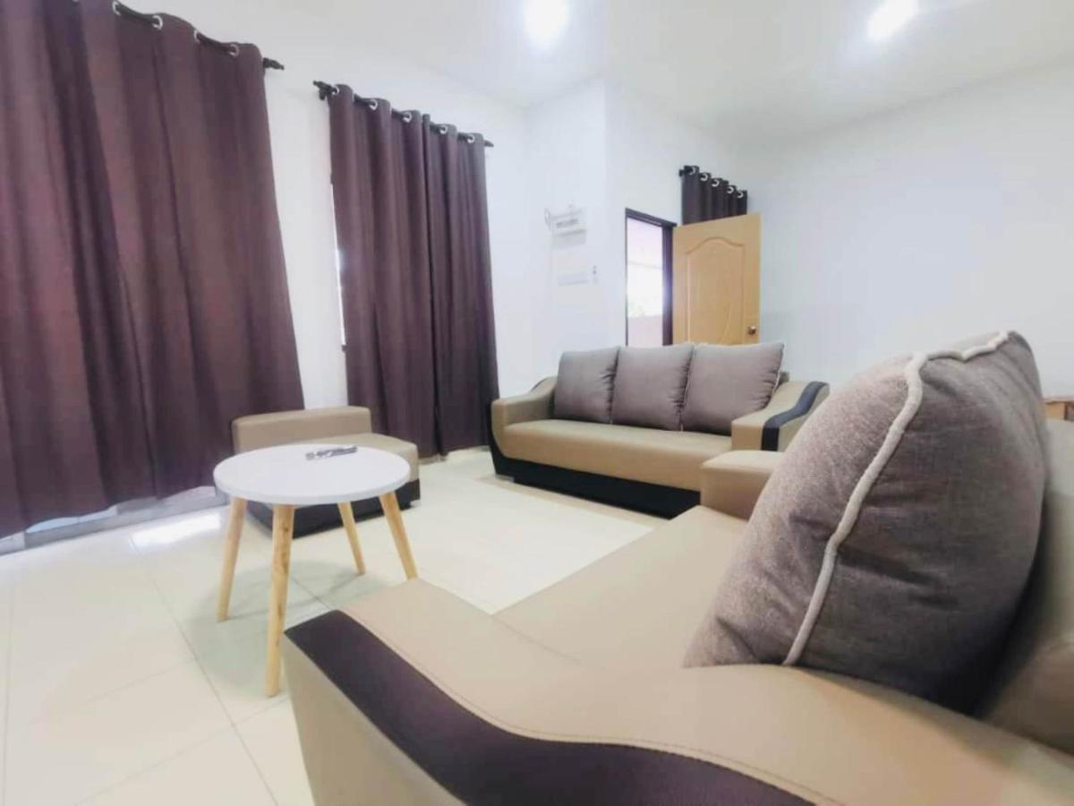 Oyo Homes 90524 D'J Pegaso Serom Homestay Muar Exterior foto
